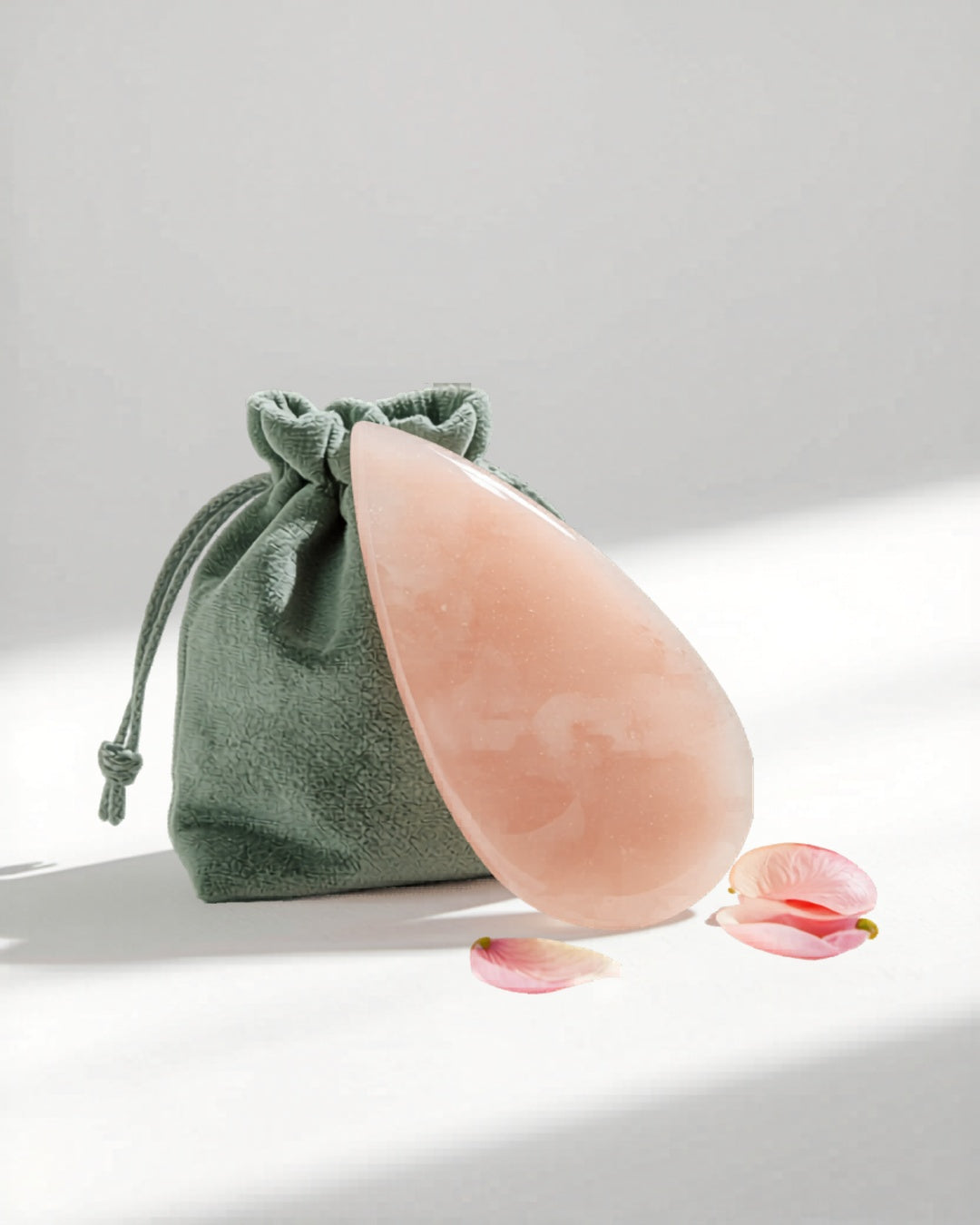 Gua Sha Rose Quartz — Outil Sculptant K-Beauty